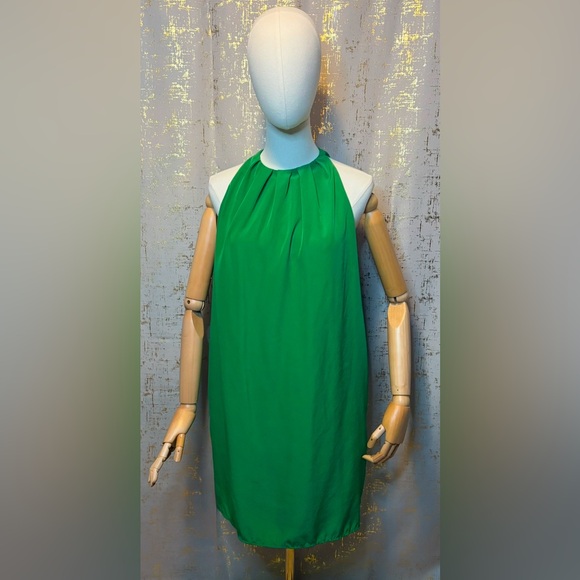 Zara Green Halter Neck Dress w/Pocket's - Picture 2 of 9